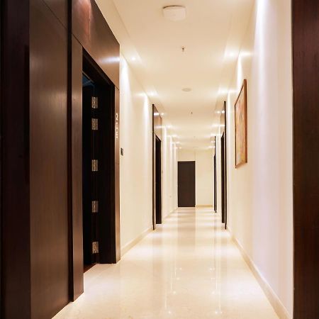 Visthara Hotel Bangalore Bagian luar foto
